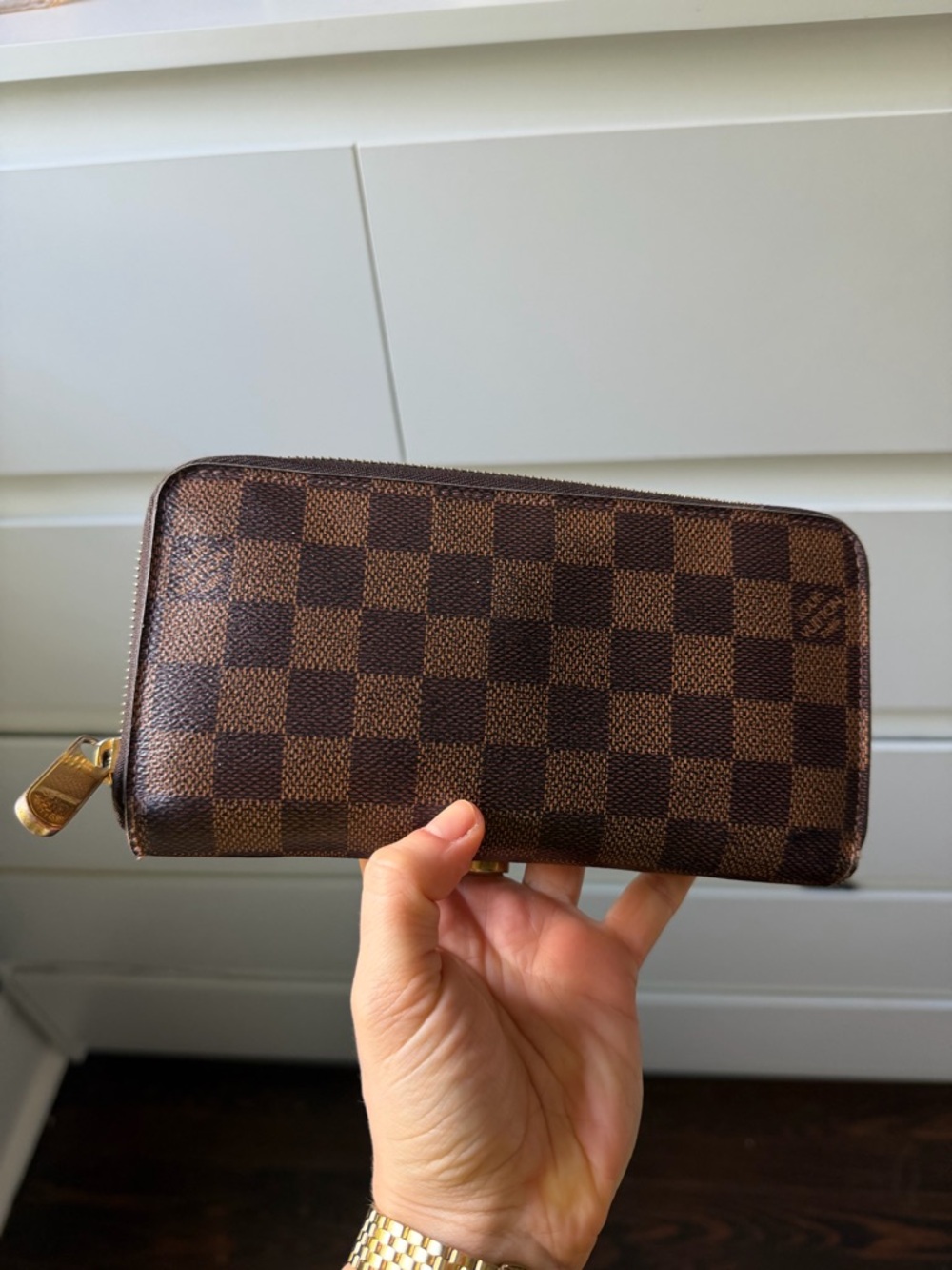 Louis Vuitton Brown Checkered Zip-Around Wallet - Picture 2 of 4